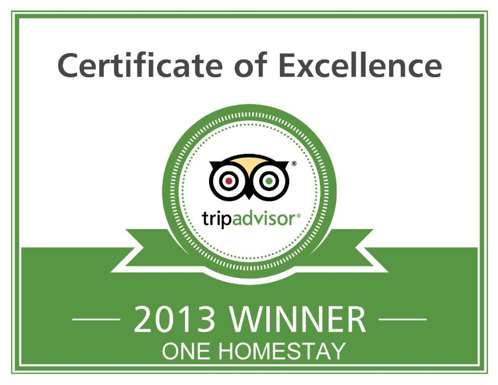One Homestay And Warung Munduk Екстериор снимка